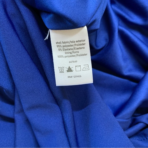 Venus Ruched Off Shoulder Gown - Picture 10 of 15